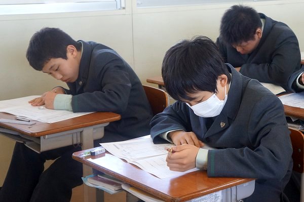 外部模試を行いました