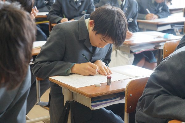 ３年生　第１回校内実力テスト実施