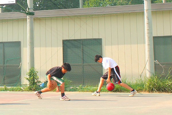 バスケ部　明日の試合に向けてラストスパート！！