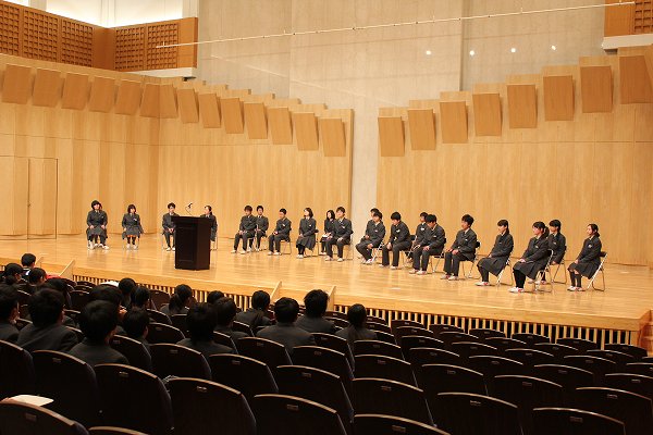 平成２６年度　前期生徒会役員選挙　立会演説会