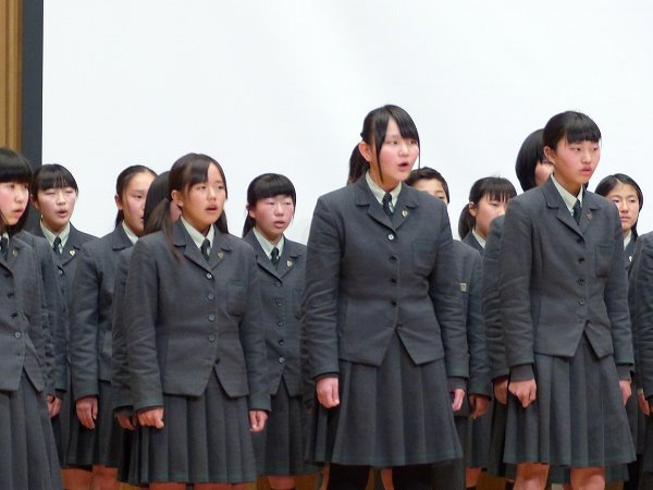 ３年生を送る会を行いました