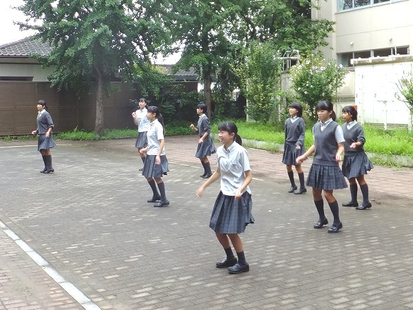 英宏祭　ステージ自由発表に向けて練習中！！