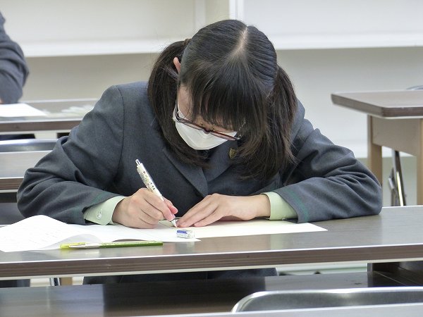 文章読解・作成能力検定を実施しました
