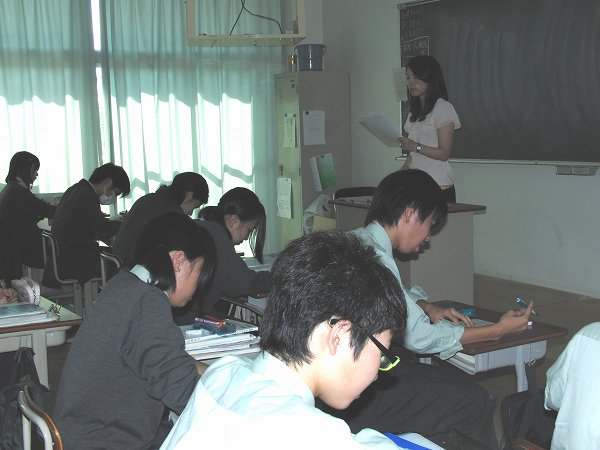 授業風景 ３－４ (社会）